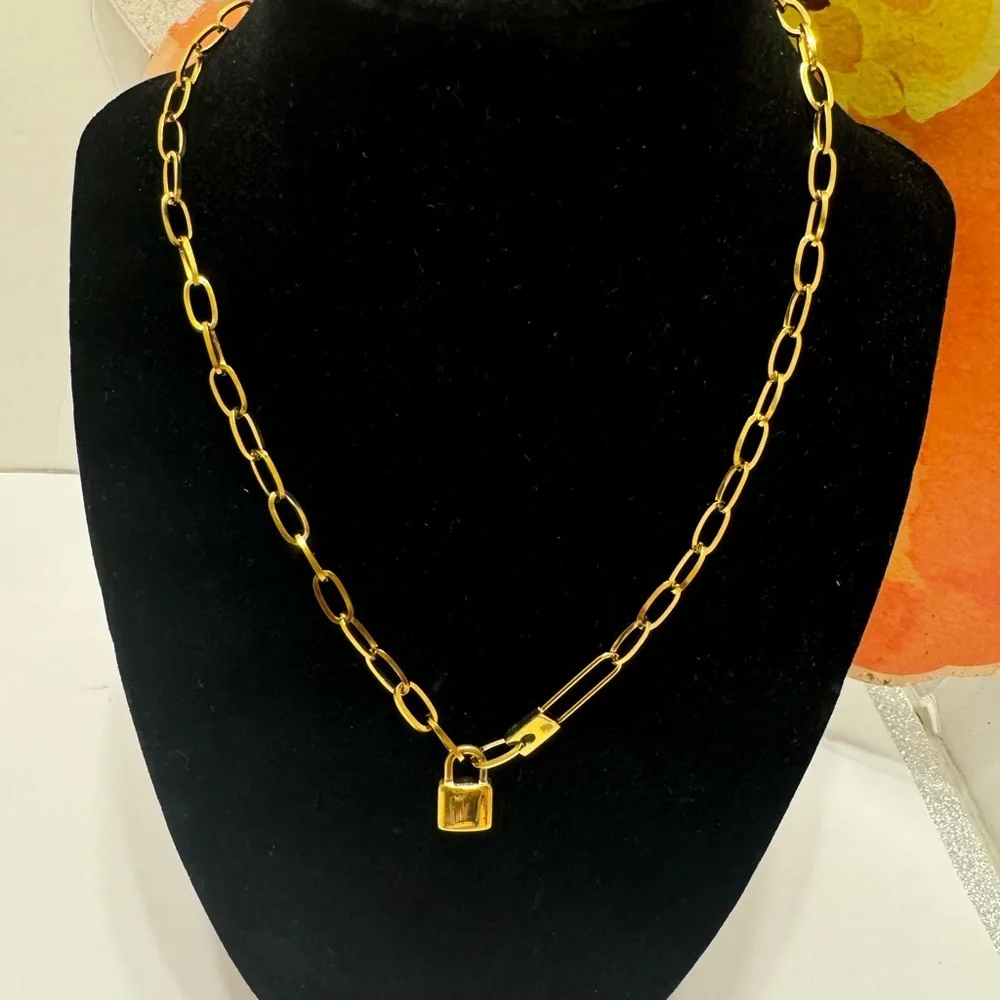Golden girls statement Necklace, Minimalist Golden Hypoallergenic Necklace